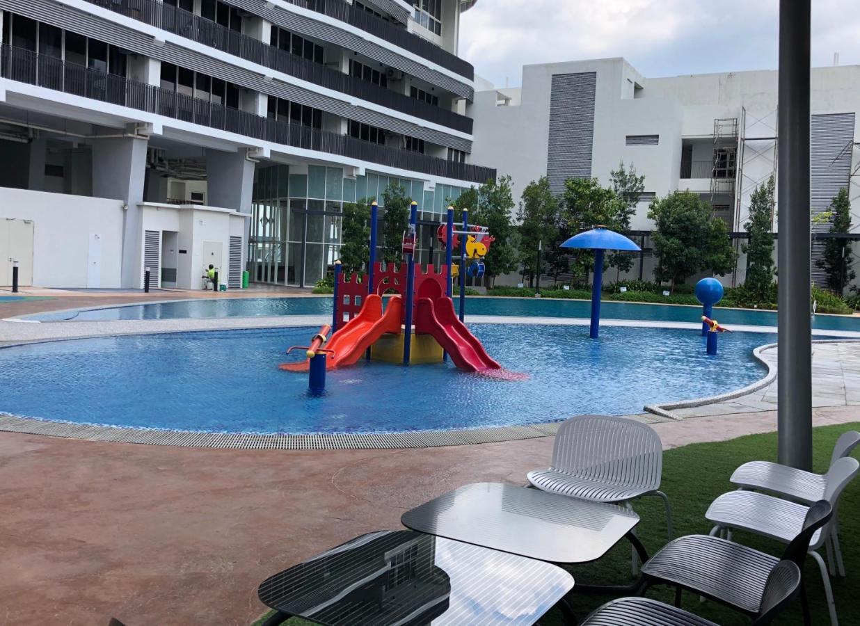 Legoland - 1-8 Pax Lego Themed House With Superhero, Pirates & Forest At Puteri Harbour, Encorp Marina, Iskandar, Legoland 조호르 바루 외부 사진